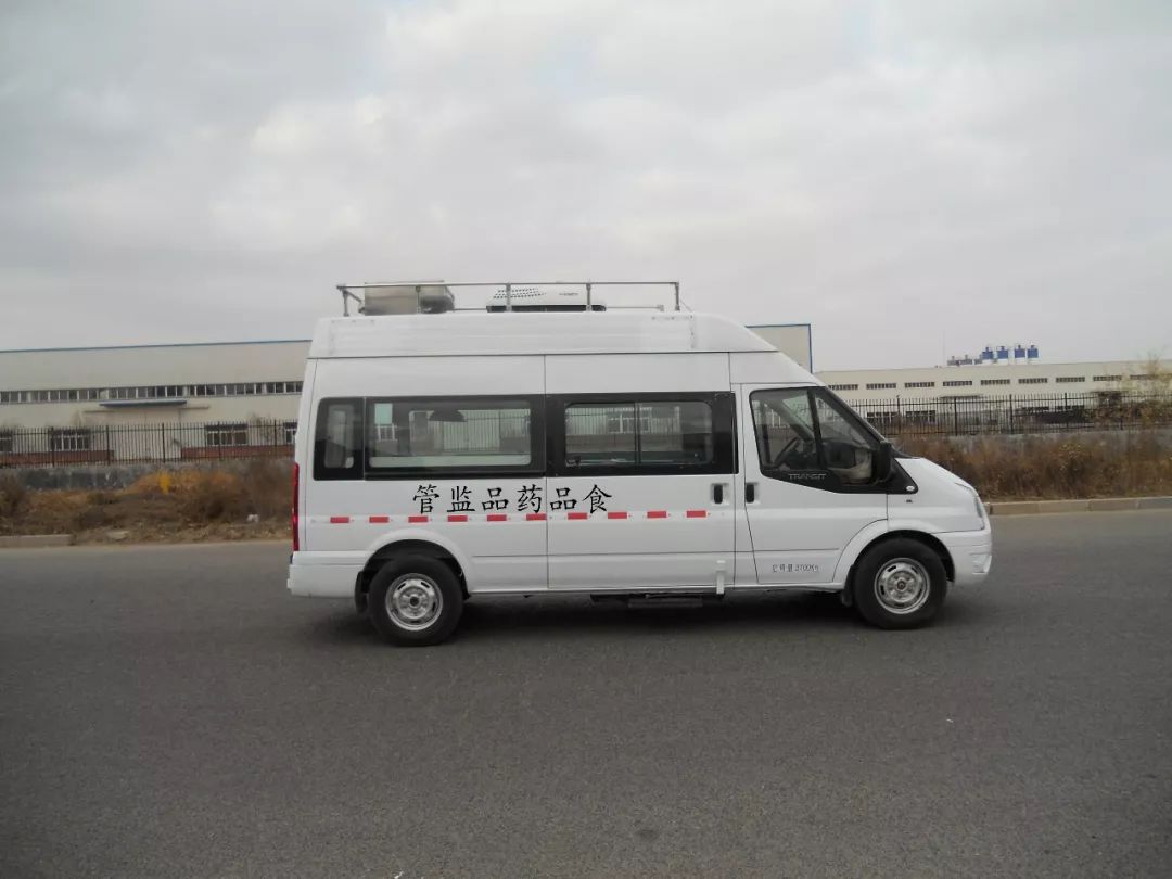 水質(zhì)檢測(cè)車(chē)-食品藥品檢測(cè)車(chē)